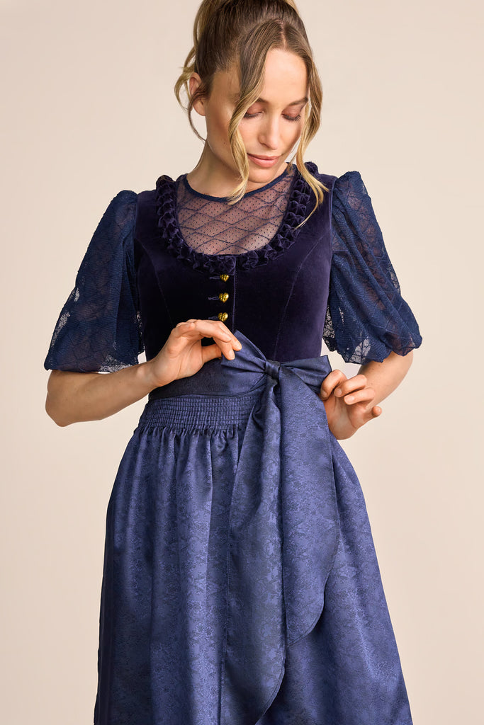 113168-060-0080 Dirndl Ayana blau dquadrat