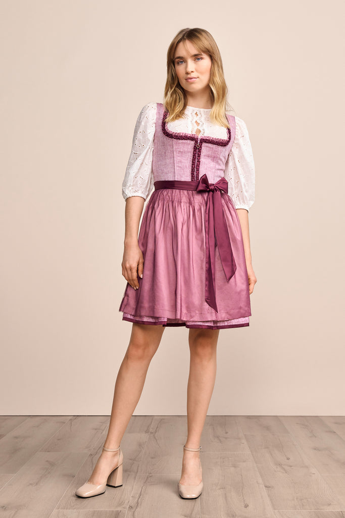 dirndl-maryanne-krueger-madl-416169-050-0034-flieder-dquadrat_1